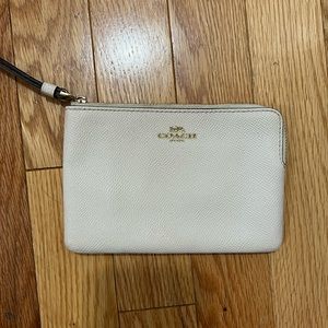 Offwhite Coach Wristlet